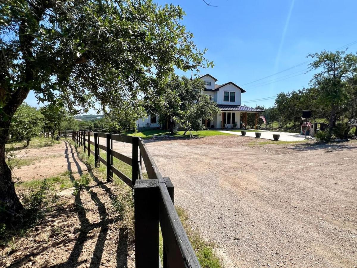 Rocking A Good Life Villa Spicewood Exterior photo